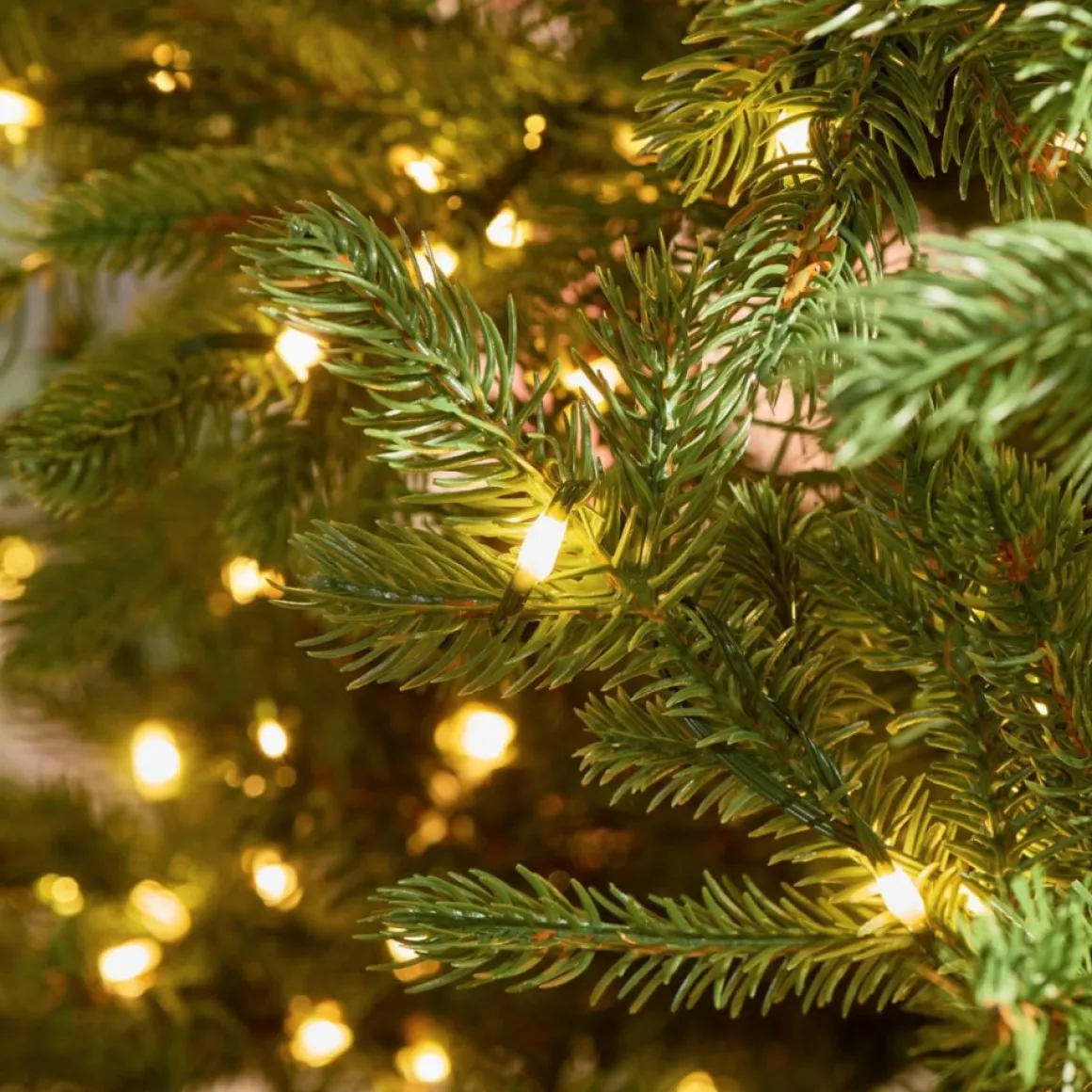 American Tree & Wreath Tree With 600 Leds