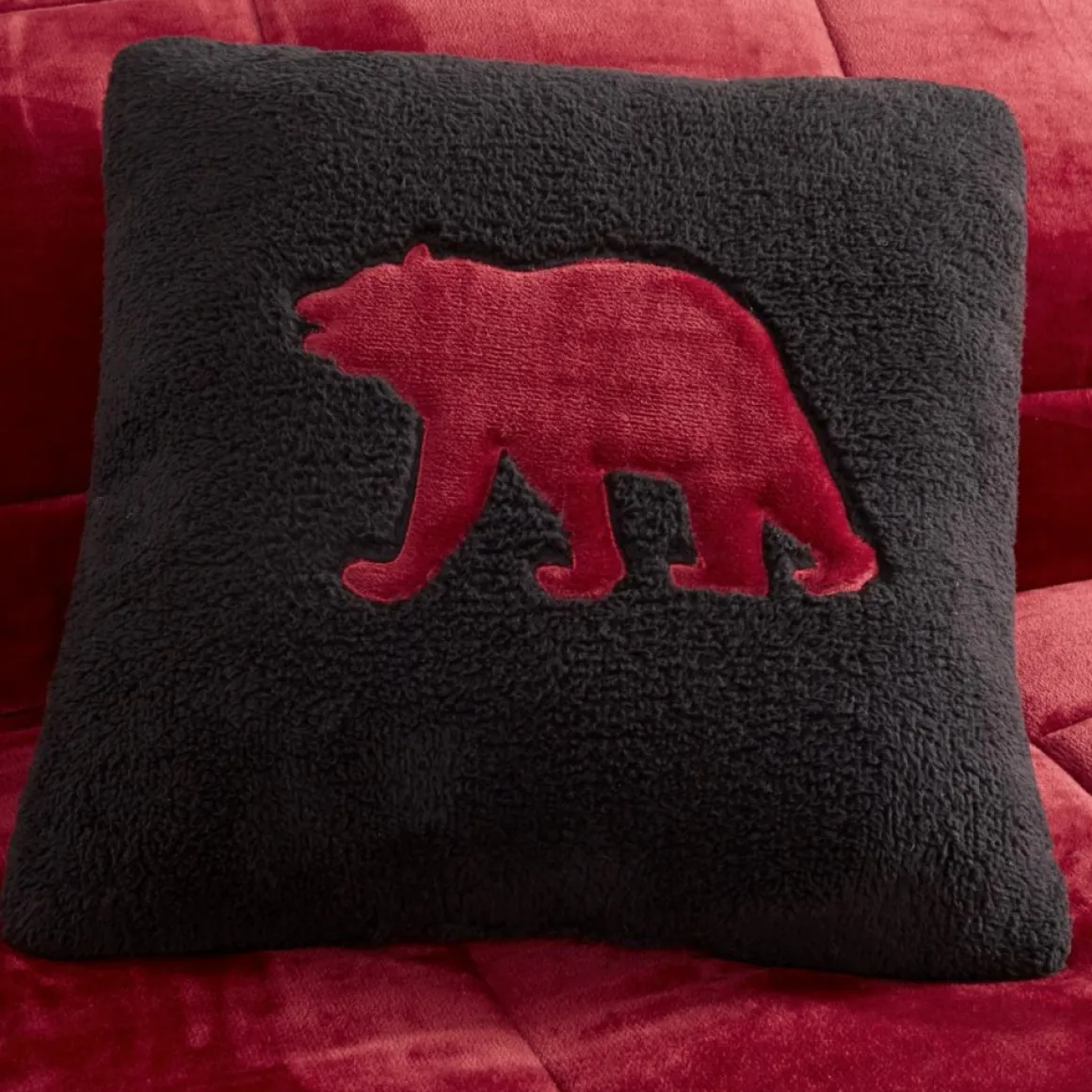 Woolrich Alton 3-Piece Red/Black Plush To Sherpa Twin Comforter Set